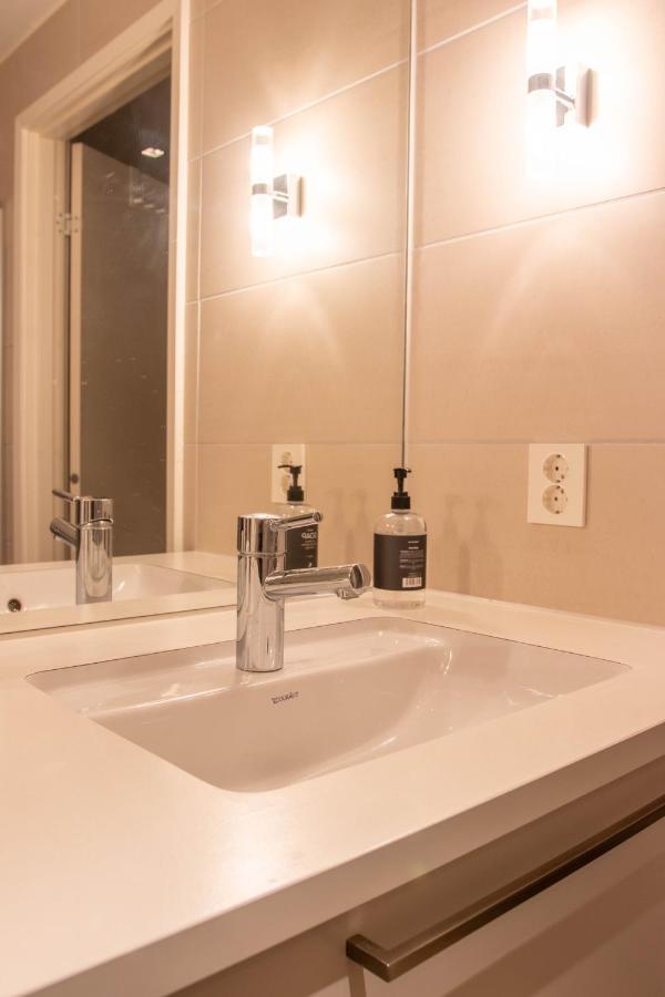 Spacious Modern 3br At Barcode