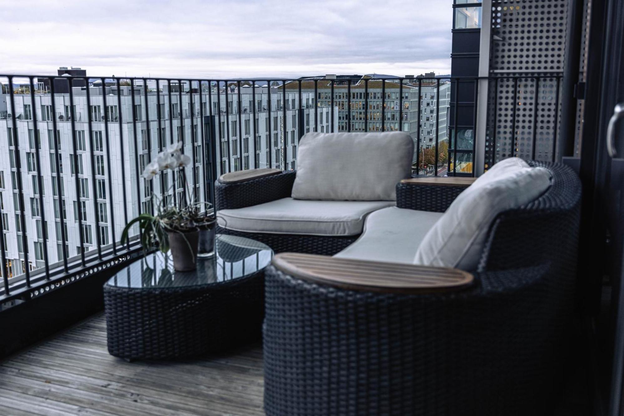 Spacious Modern 3br At Barcode Apartamento