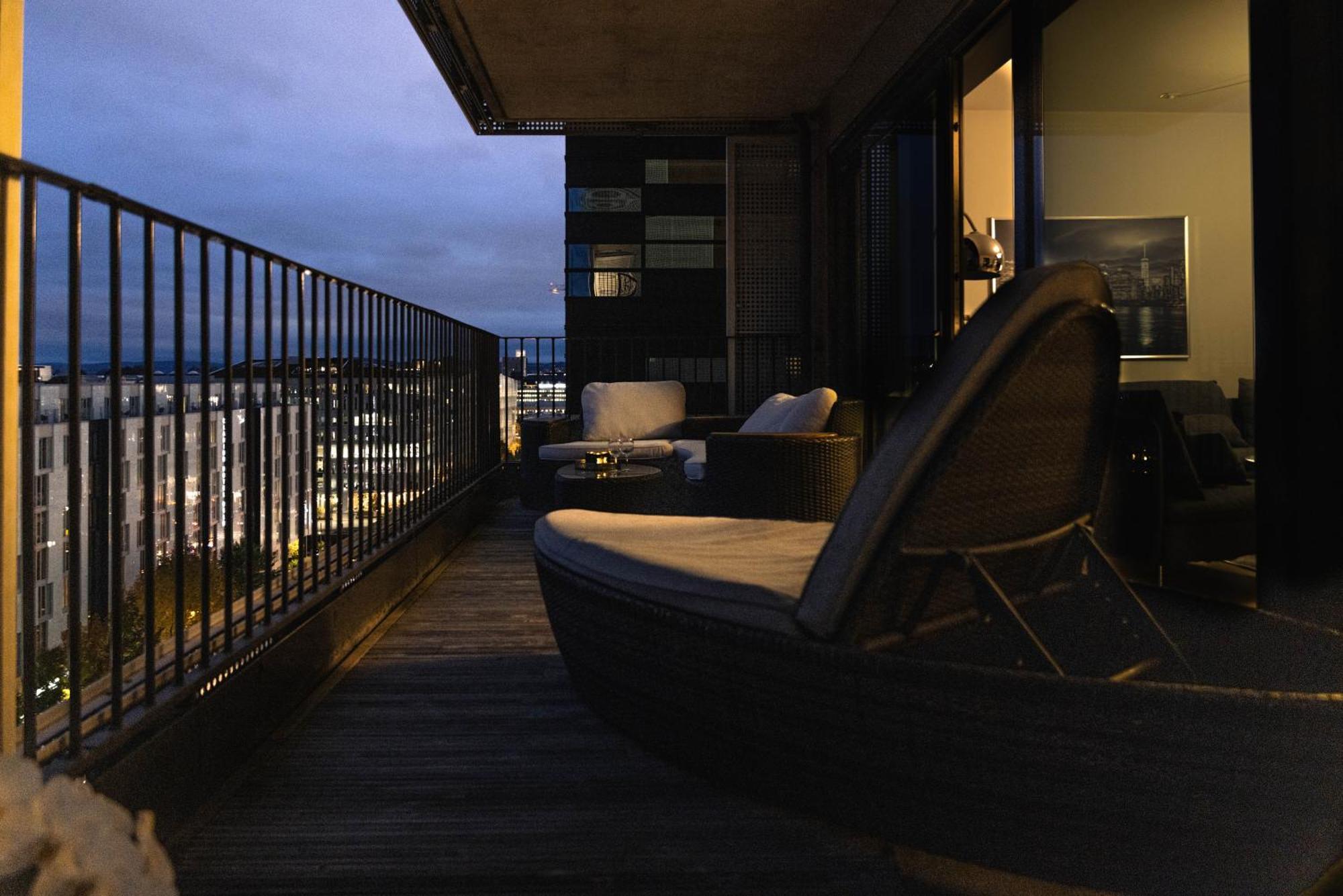 Spacious Modern 3br At Barcode Oslo